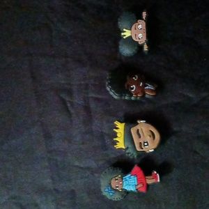 croc accessory bundle of 4